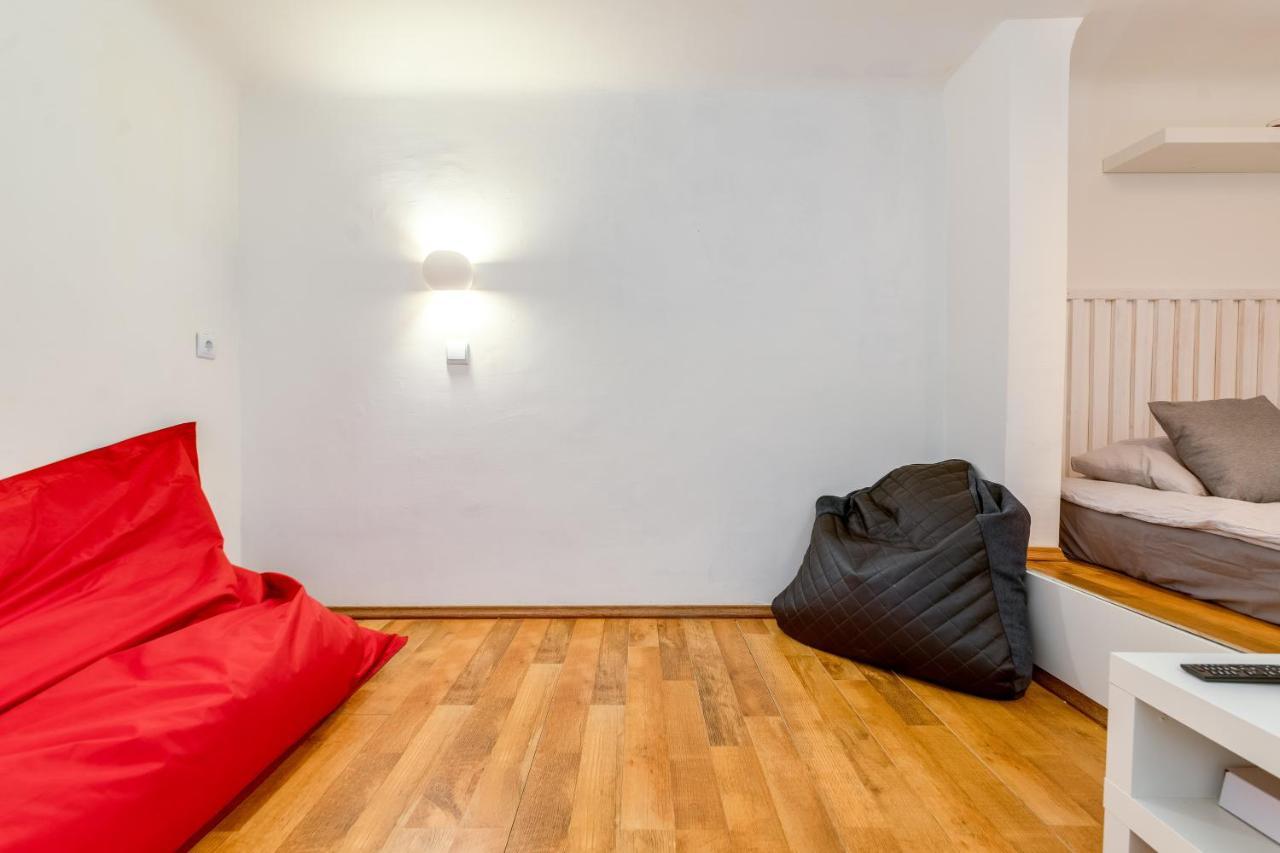Little Cola Apartment In Dohany Street With Ac บูดาเปสต์ ภายนอก รูปภาพ